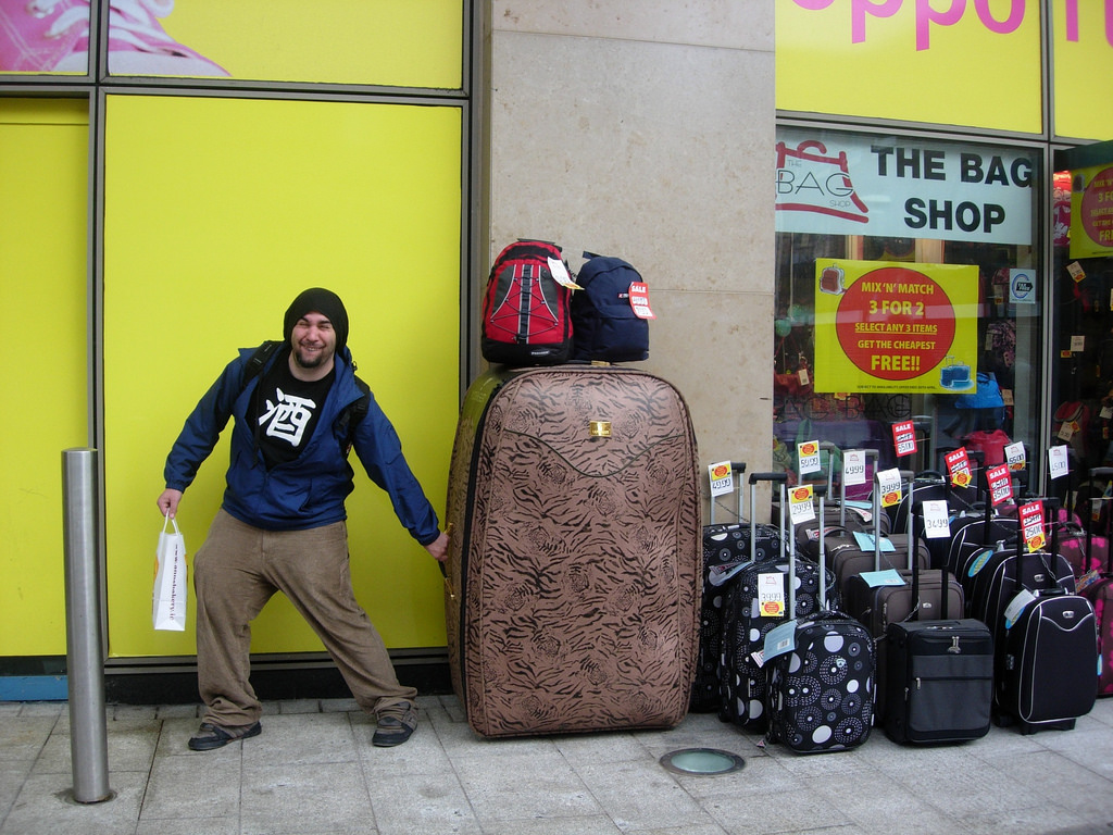 maletas de viaje photo